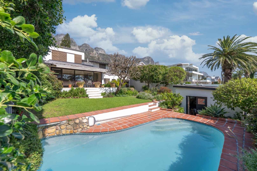 3 Bedroom Property for Sale in Camps Bay Western Cape